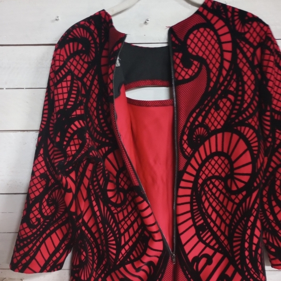 BEIGE by ECI Size 10 Red Black Velvet Goth Emo 3/4 Sleeve Dress Front Cut Out - Picture 7 of 8